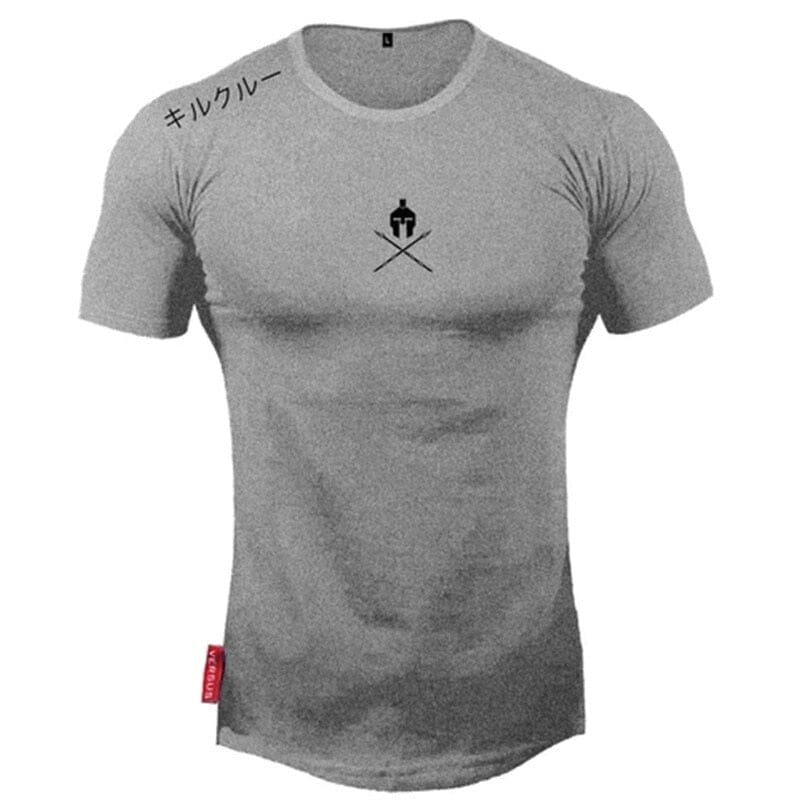 Camiseta de treino cinza 'Spartan' da Iron Club com logo no peito e estampa japonesa no ombro.