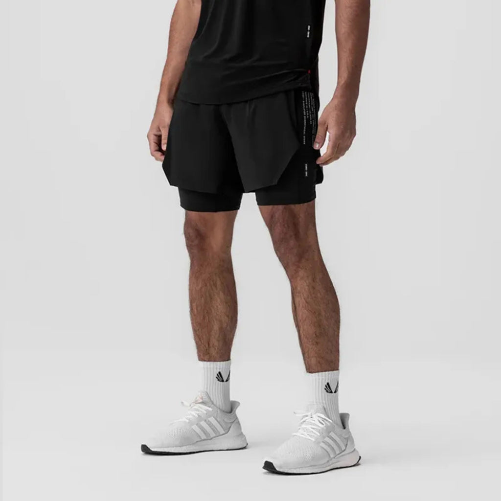 short de corrida masculino 2 em 1 preto, vista frontal com bermuda de compressão interna da loja ironclub