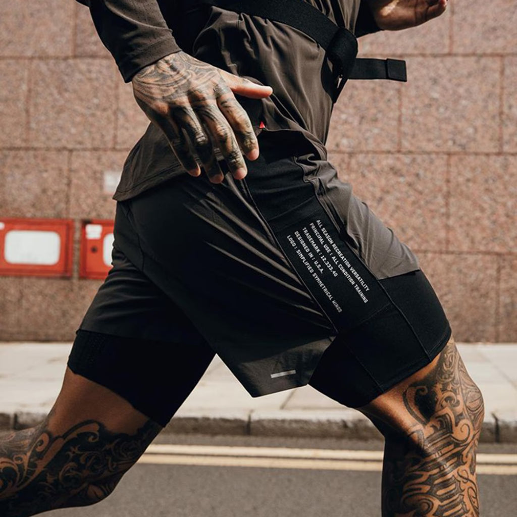 Short de corrida masculino 2 em 1 em ação, tecido leve e secagem rápida da loja ironclub